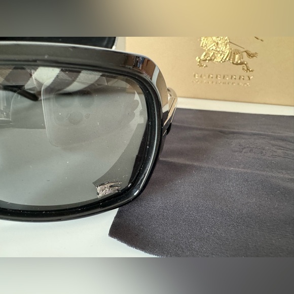 Authentic Burberry Sunglasses - Picture 2 of 8